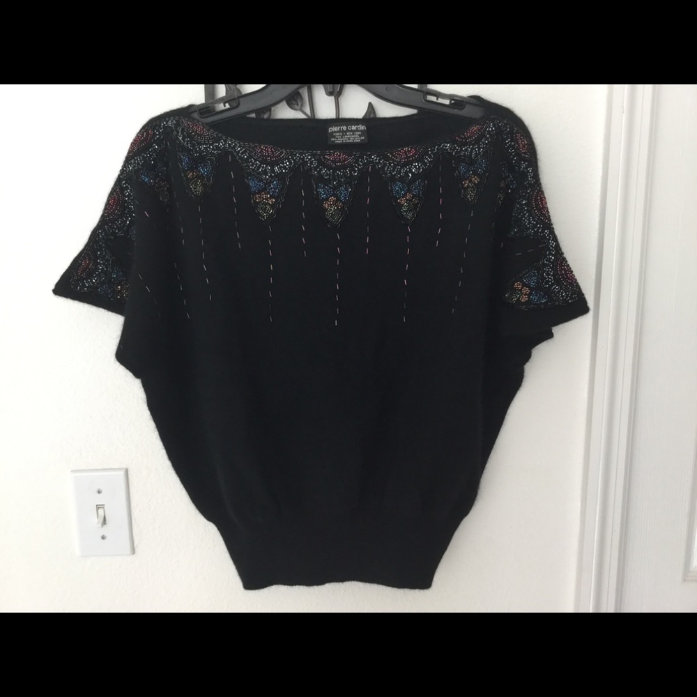 SOLD🔺Vintage beaded Sweater - Picture 2 of 3